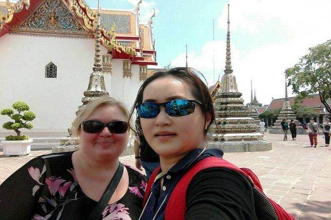 Half-Day Bangkok City Tour with The Grand Palace Private - Wat Pho and the enormous reclining Buddha