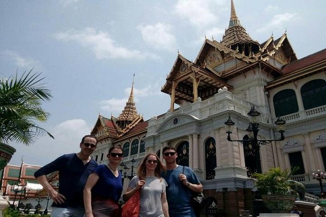 Half-Day Bangkok City Tour with The Grand Palace Private - Why the private car matters in Bangkok