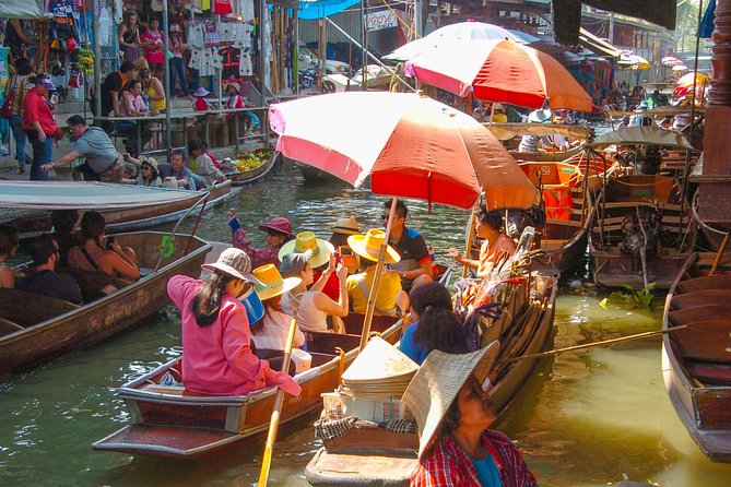 Half-Day Damnoen Saduak Floating Market Small Group Tour - The coconut-farm stop deserves a closer look