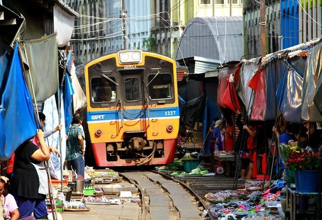 Half-Day Railway Market and Floating Market Tour in Thailand - Why this Bangkok market tour works