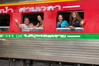 Half-Day Railway Market and Floating Market Tour in Thailand