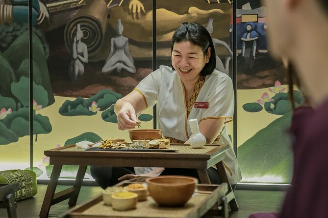Hands-on Authentic Thai Massage Workshop - Drinks and snacks after the massage work