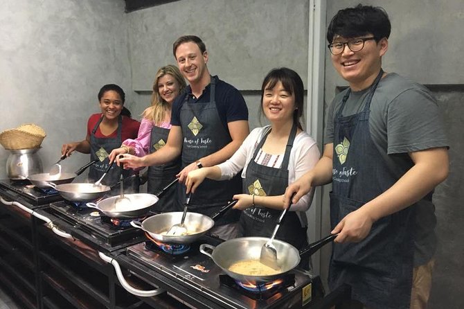 Hands on Thai Cooking Class and Market Tour - A sociable class with plenty to eat