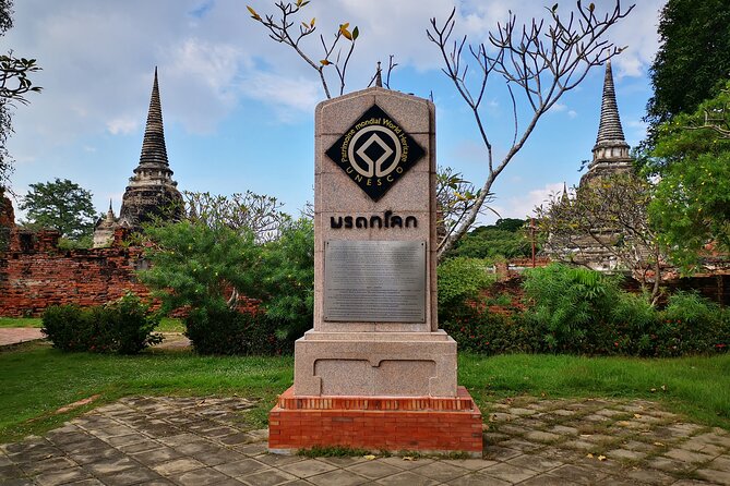 Highlights of Bangkok and Ayutthaya (World Heritage site) in 1 day - Wat Phra Si Sanphet and the former royal palace