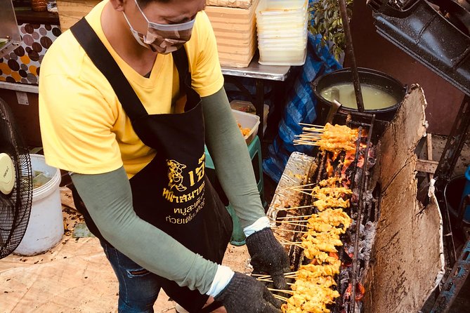 Incredible Bangkok Food Tour - Old Chinatown restaurants and pork leg