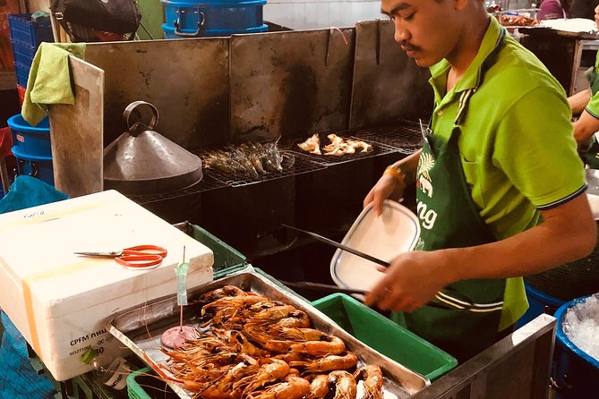 Incredible Bangkok Food Tour - Curries, rice, and the biggest part of the meal