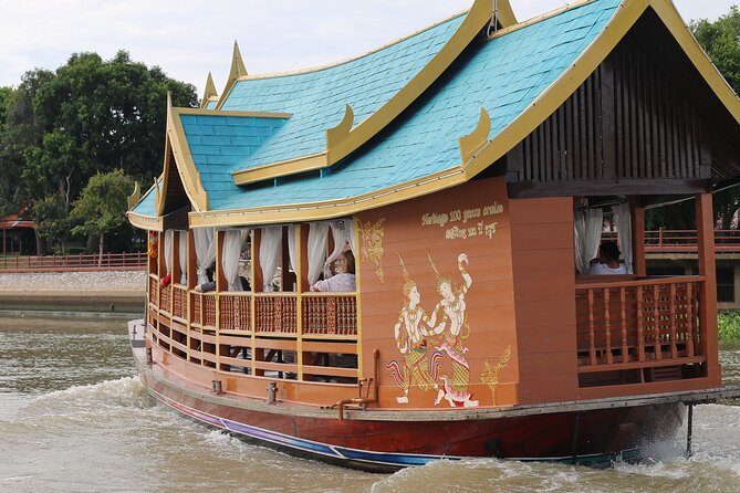 Instagram Photo Tour with Wat Arun and River Cruise - Should you book it?