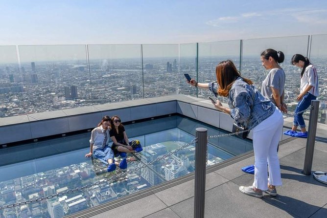King Power MahaNakhon SkyWalk at Bangkok Admission Ticket - The glass floor: thrilling, brief, and not for everyone