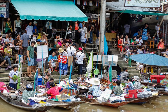 Maeklong & Damnoen Saduak Markets: Railway & Floating Market Tour - Who will enjoy this outing most