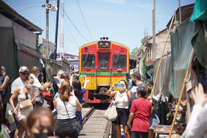 Maeklong Railway Market and Floating Market - The 1.5-hour road trip is the tradeoff