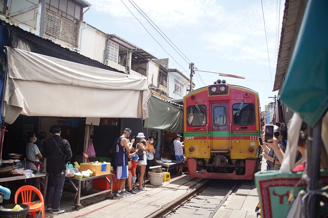 Maeklong Railway Market and Floating Market - Is $32.55 good value?