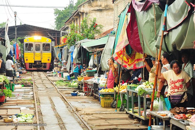 Maeklong Railway Market and Floating Market Tour from Bangkok - How much time you really spend on the road