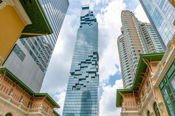 Mahanakhon Building Skywalk - Free Upgrade to Rooftop - Reaching Mahanakhon from Chong Non Si BTS