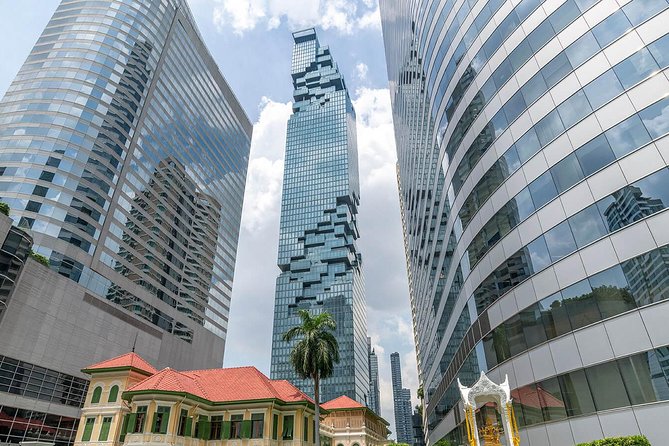 Mahanakhon Building Skywalk - Free Upgrade to Rooftop - Who will enjoy this experience most