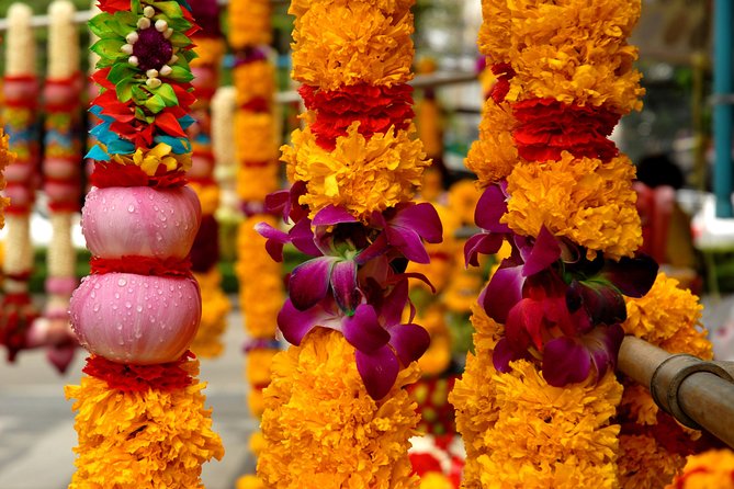 Morning Buddhist Almsgiving, Grand Palace and Flower Market Tour in Bangkok - Transport, group size, and the early schedule