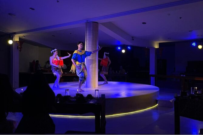 Nopparat’s Traditional Thai Dinner & Dance - Why the performance is worth considering