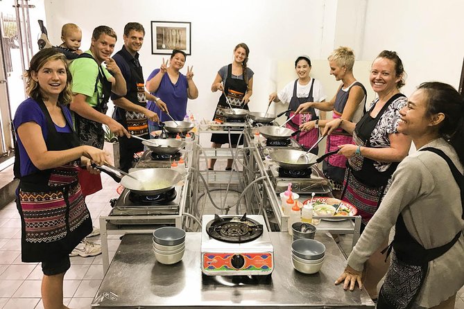 Pink Chili - Thai Cooking Class and Market Tour in Bangkok - Cooking with Pimmy and the Pink Chili team