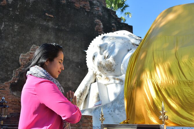 Private 3 Days Tour in Bangkok, Ayutthaya and Floating market - Day one: Bangkok’s grand temples, flower market, and Chinatown