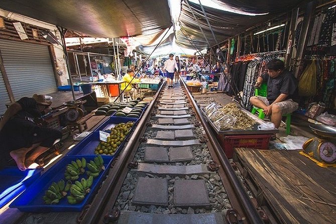 Private Amphawa & Maeklong Railway Market Day Tour with Fireflies - Who should book this day tour?