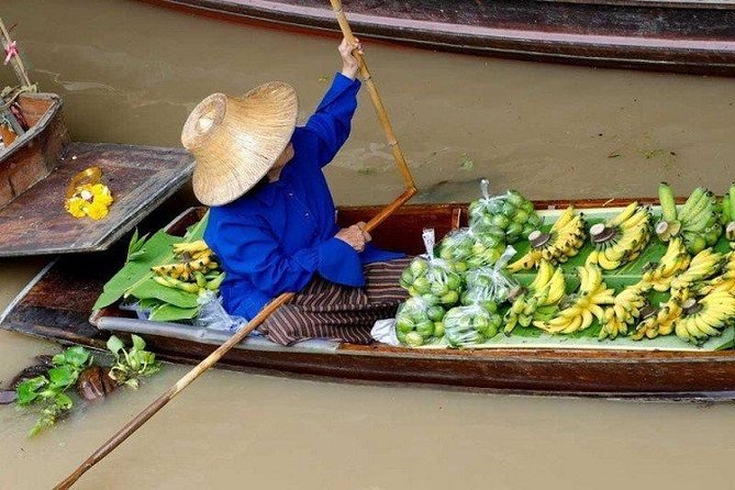 Private Amphawa & Maeklong Railway Market Day Tour with Fireflies - Should you book it?