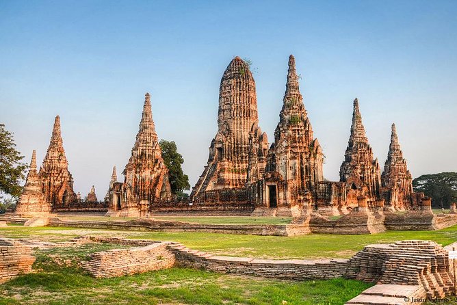 Private Ancient city of Ayutthaya Shore Excursion - Lunch, water, and what the $261 price covers
