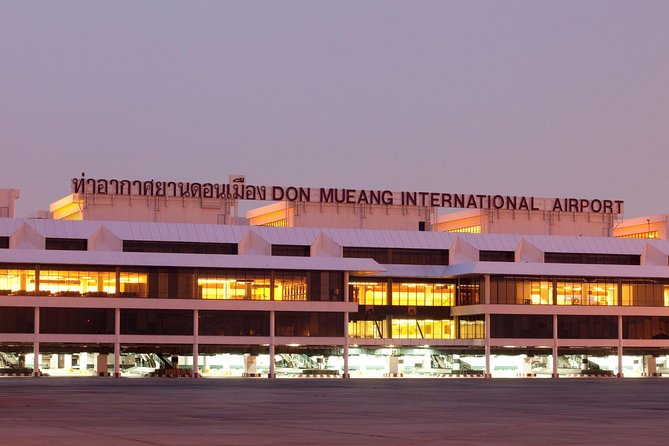 Private Arrival Transfer : Bangkok Airport to Bangkok Hotel (SHA Plus) - The private ride into central Bangkok