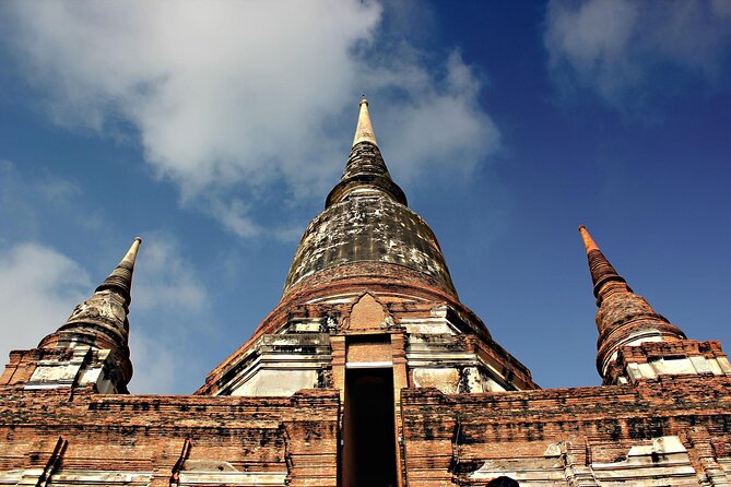 Private Ayutthaya Day Tour from Bangkok - Bang Pa-In Palace Adds a Different Kind of Beauty