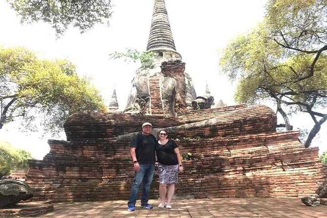 Private Ayutthaya Temples Tour From Bangkok - Bang Pa-In Palace gives the morning a royal beginning