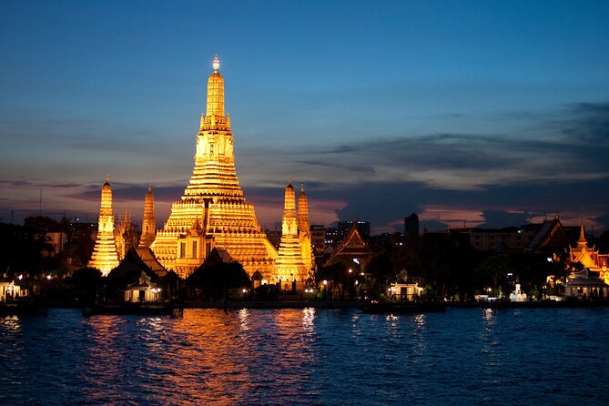 Private Bangkok Night Tour by Tuk Tuk with Dinner - Starting with the Giant Swing