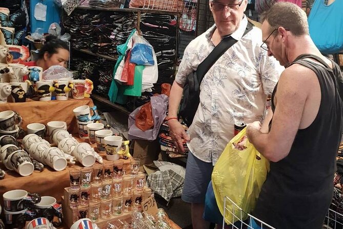Private Exclusive Guided Chatuchak Weekend Market Shopping Tour - Practical Tips for a Better Market Visit