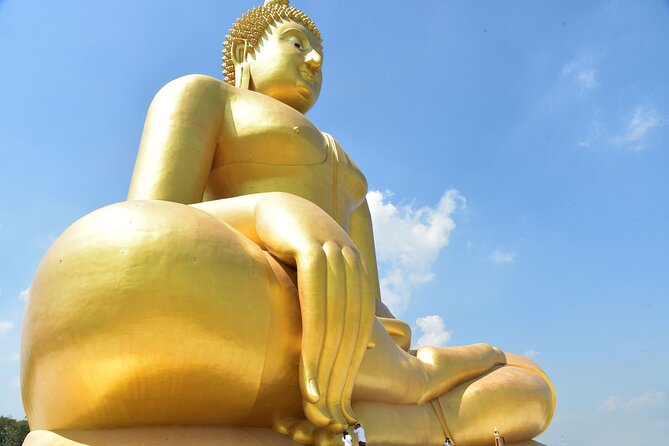 Private Excursion to Ayutthaya, World Heritage site and Ang-Thong Discovery - An early Bangkok pickup and a long road north