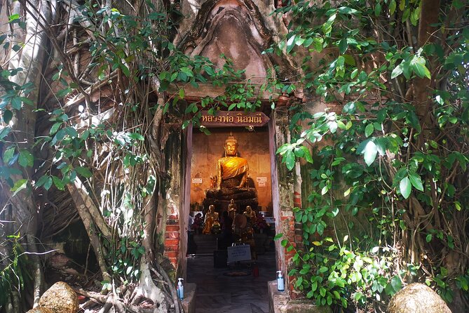 Private Excursion to Maeklong Railway & Amphawa Floating Markets - The Cost at $152.88 Per Person