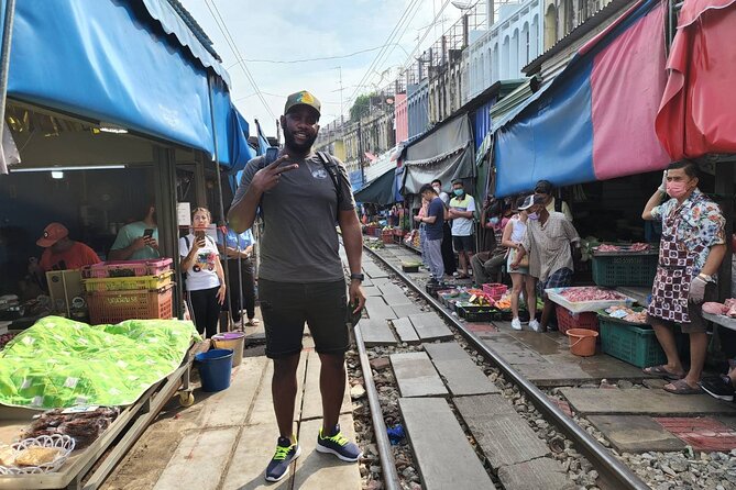 Private Floating Market and Maeklong Railway Market Day Tour - Why the railway market is the right opening act