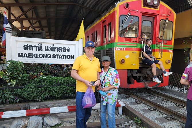 Private Floating Market and Maeklong Railway Market Day Tour - How the private format affects the value