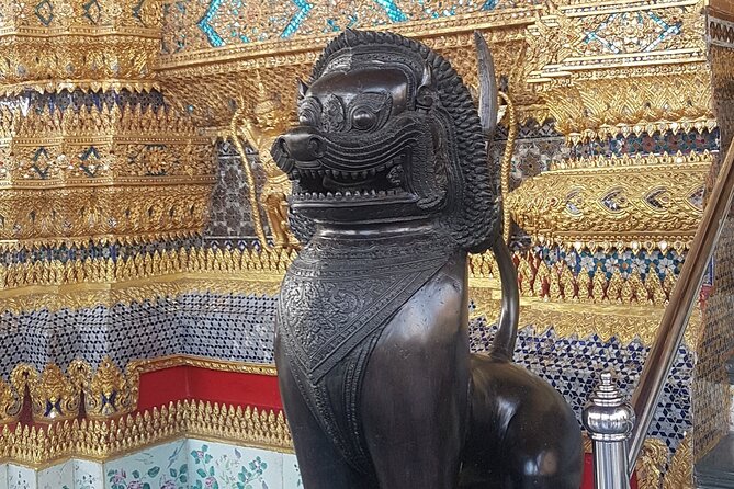 Private German-speaking tour: Bangkok's main attractions - Khlong Dan shows Bangkok beyond the royal center