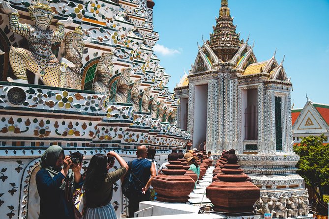 Private Grand Palace and Temple of Emerald Buddha & All Bangkok Highlights - Lunch, water, and the practical side of the day