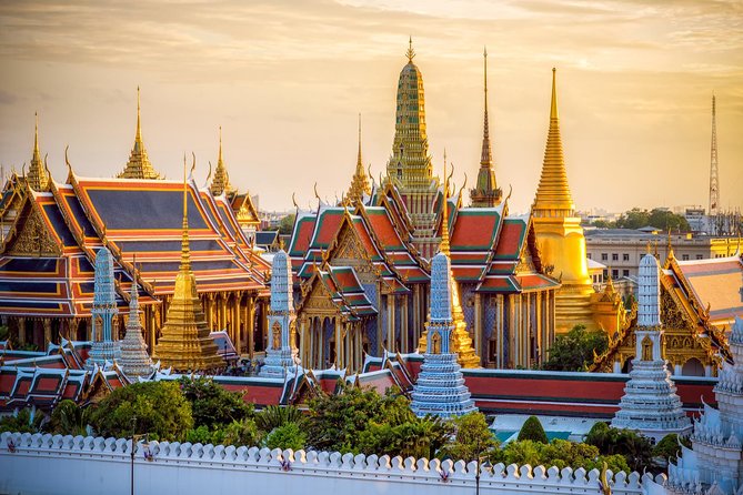 Private & Guided: Bangkok Top 7 Wonders With Local Thai Lunch - Wat Arun across the Chao Phraya River