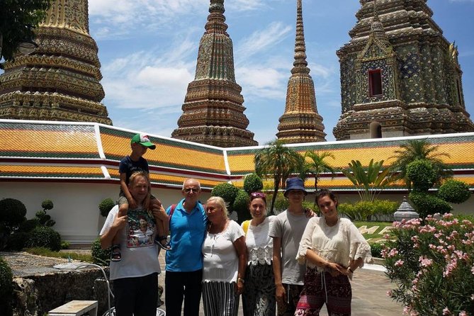 Private & Guided: Bangkok Top 7 Wonders With Local Thai Lunch - The Grand Palace: Bangkok’s big historical centerpiece