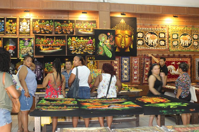Private Guided Tour to Train Market and Damnoensaduak Floating Market - Is $125 a fair price?
