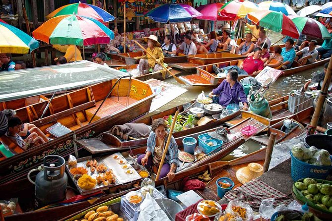Private Guided Tour to Train Market and Damnoensaduak Floating Market - What the tour does well, and where it falls short