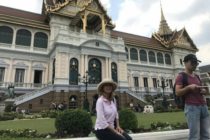 Private Half-Day Bangkok City Tour with The Grand Palace - Wat Pho and the reclining Buddha