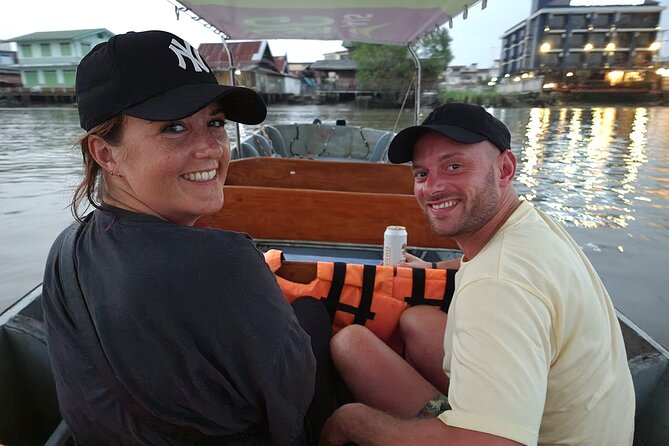 Private Maeklong Railway Market and Amphawa Day Tour from Bangkok - Practical points that matter on the day