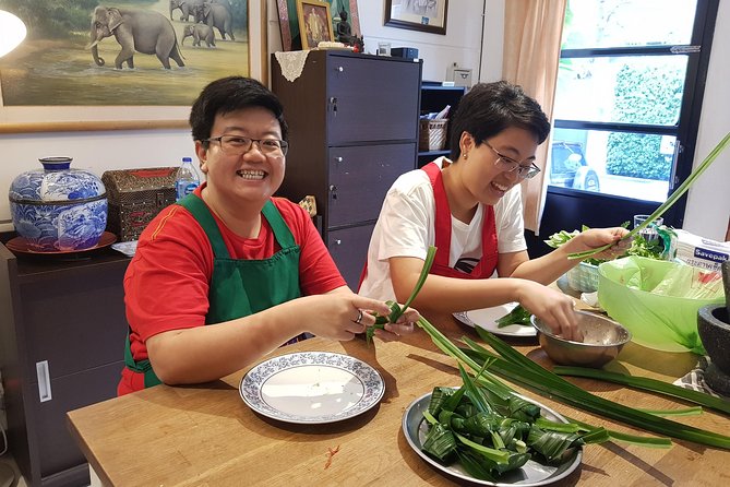 Private Thai Home Cooking Lesson (since 2004) - Cooking in Angsana’s home kitchen