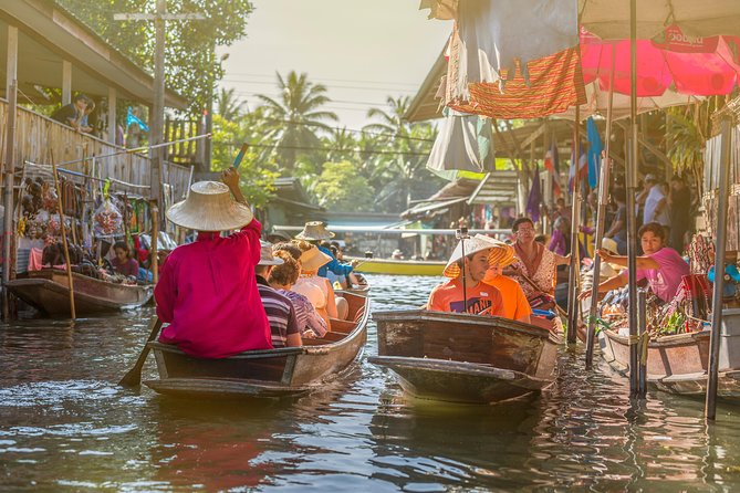 Private Tour: Amphawa Floating Market & Maeklong Railway Market - Leaving Bangkok in a private car at 8:30 am