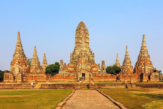 Private Tour: Ayutthaya Day Trip with Boat tour - Wat Mahathat and the famous tree roots
