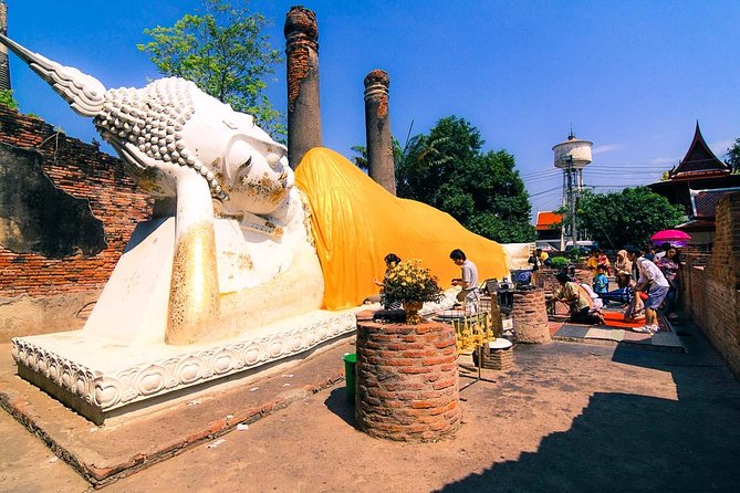 Private Tour: Ayutthaya Temples, Ruins and Lunch on River Cruise - Lunch on the river and a change of pace