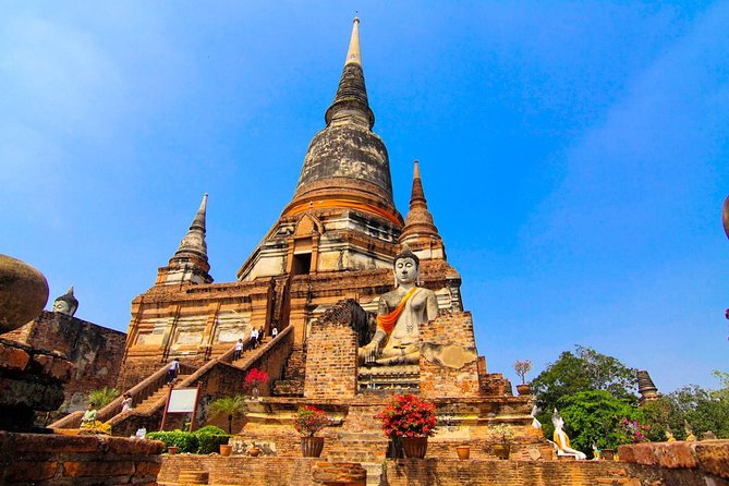 Private Tour: Ayutthaya Temples, Ruins and Lunch on River Cruise - Wihan Phra Mongkhon Bophit and the giant gilded Buddha