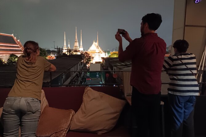Private Tour : Bangkok Night Private Tuk Tuk Tour and Street food - Chinatown gives the evening its flavor
