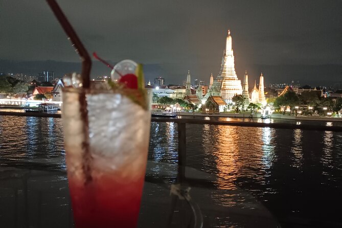 Private Tour : Bangkok Night Private Tuk Tuk Tour and Street food - The Grand Palace is a photo stop, not an interior visit