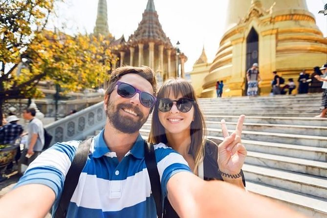 Private Tour: Bangkok's Grand Palace Complex and Wat Phra Kaew - The Gems Gallery stop and an important buying warning